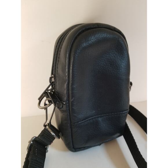 Coast Black Camera Bag Case Crossbody Strap Small Nylon - Picture 2 of 6